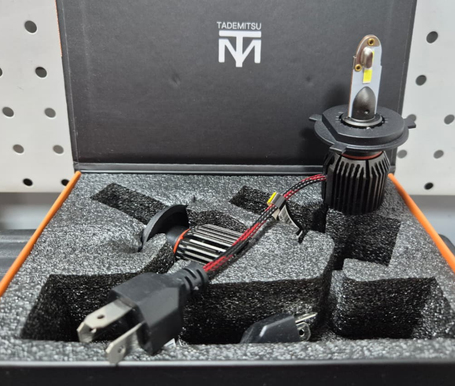 Лампа светодиодная TADEMITSU H4 30W(V17)