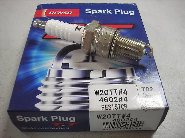 Свеча зажигания DENSO W20TT (4602)