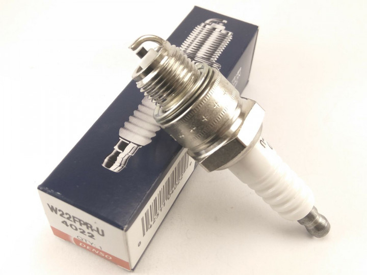 Свеча зажигания DENSO W22FPR-U "Nickel" (4022)