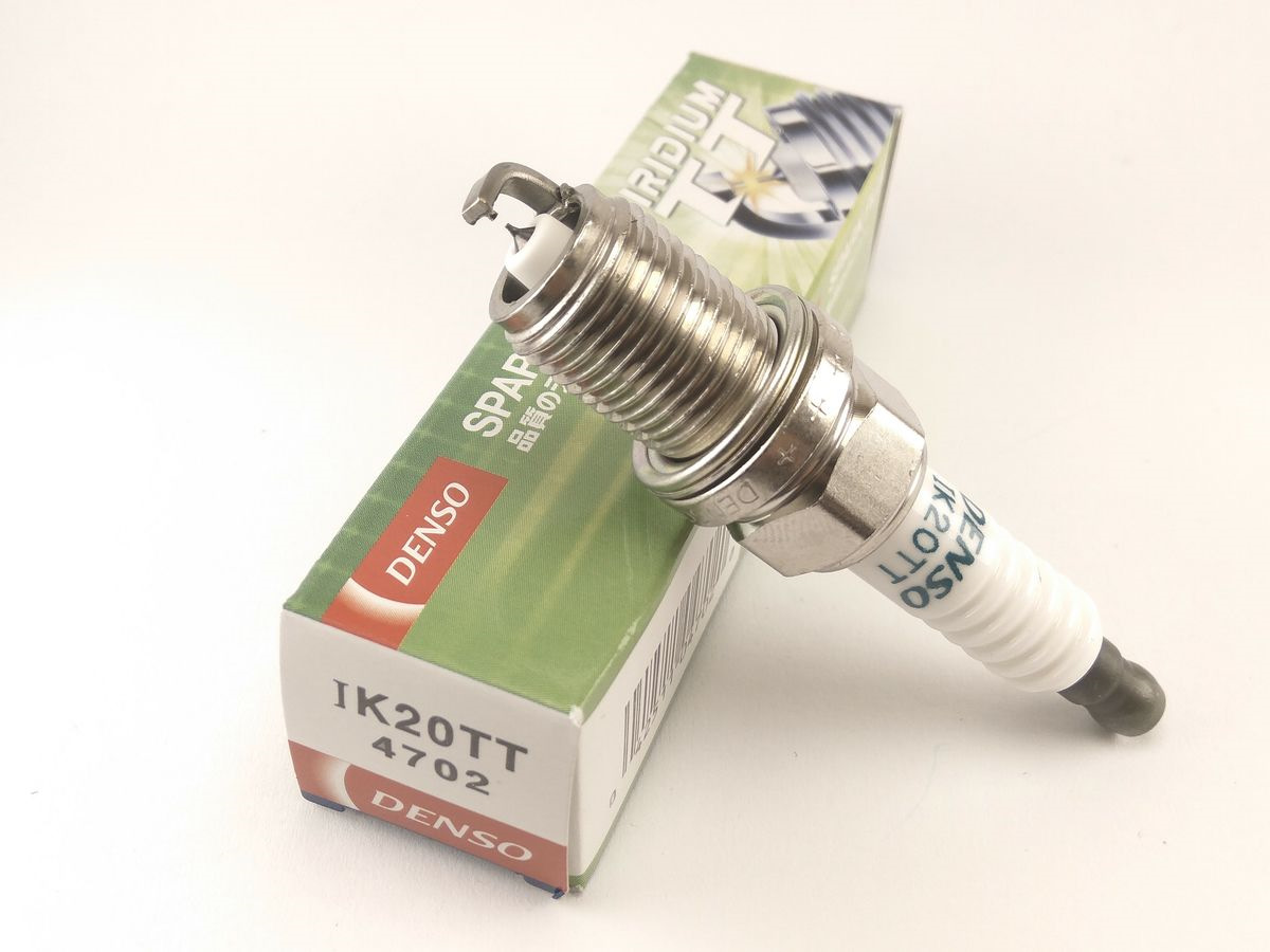 Свеча зажигания DENSO IK20TT (4702)