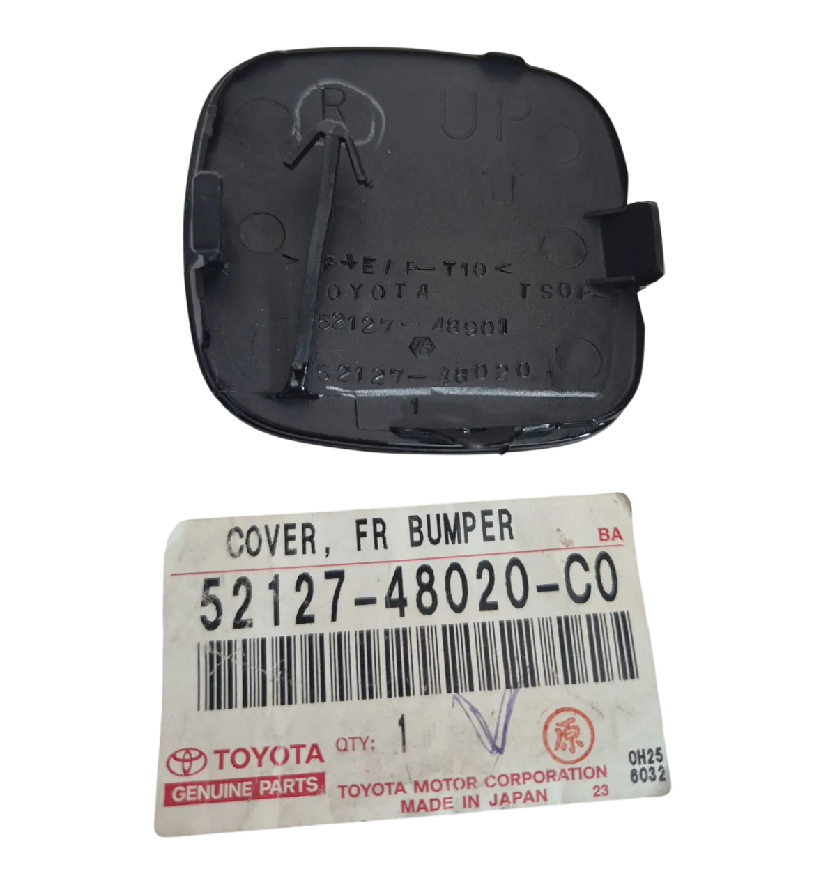 Крышка (заглушка) бампера TOYOTA 52127-48020-C0